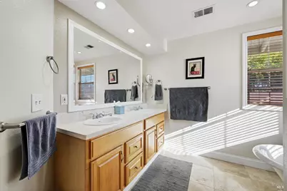 735 Carr Avenue, Santa Rosa, CA 95404 - Photo 36