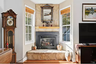 735 Carr Avenue, Santa Rosa, CA 95404 - Photo 6