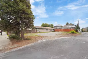 201 Sacramento St, Suisun City, CA 94585 - Photo 1