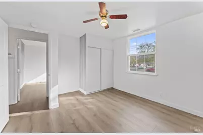 1295 Hemlock Street, Napa, CA 94559 - Photo 20