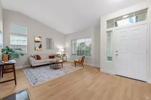 570 Woodard Way, Dixon, CA 95620 - Photo 4