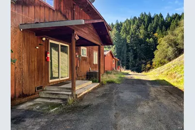 8555 Cave Creek Road, Redwood Valley, CA 95470 - Photo 2