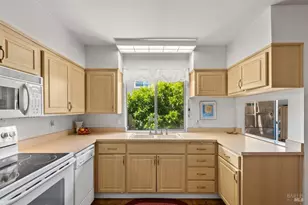 1072 Los Gamos Rd, San Rafael, CA 94903 - Photo 10