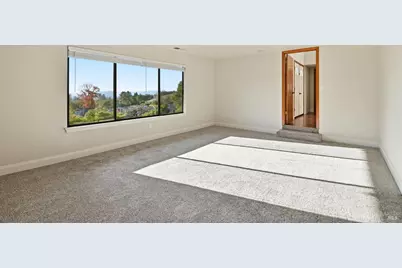 5827 La Cuesta Drive, Santa Rosa, CA 95409 - Photo 24