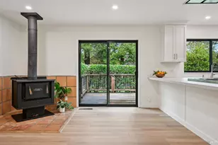 18787 Gillman Dr, Sonoma, CA 95476 - Photo 10