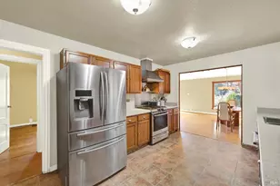 7937 Sunkist Dr, Oakland, CA 94605 - Photo 22