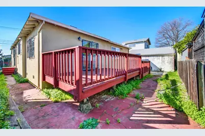 7608 Arthur Street, Oakland, CA 94605 - Photo 34