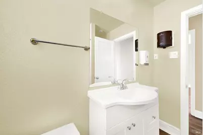 7608 Arthur Street, Oakland, CA 94605 - Photo 22