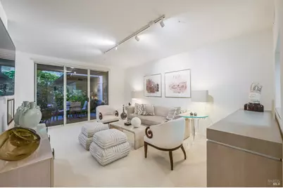 200 Deer Valley Road #1M, San Rafael, CA 94903 - Photo 2