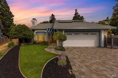 813 Campas Court, Benicia, CA 94510 - Photo 4