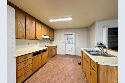 5083 Dry Creek Road, Napa, CA 94558 - Photo 38