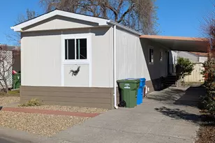 122 Burgundy Cir, Yountville, CA 94599 - Photo 2