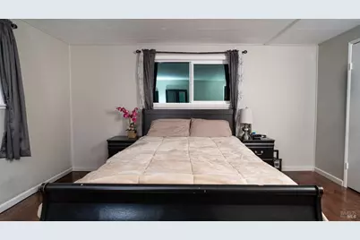 401 Frisbie Avenue, Santa Rosa, CA 95407 - Photo 34