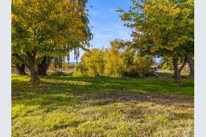 8 Queen Ann Way, Lakeport, CA 95453 - Photo 8