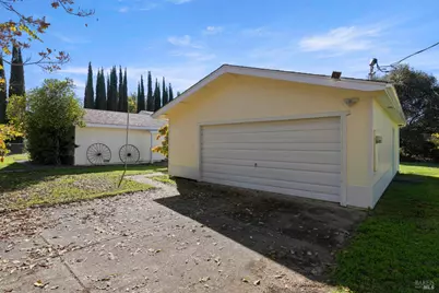 6825 Virginia Drive, Lucerne, CA 95458 - Photo 36
