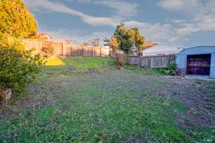 287 Michele Dr, San Pablo, CA 94806 - Photo 24