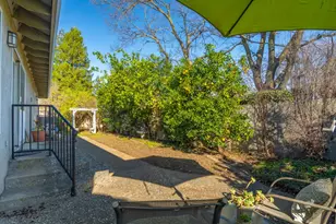 160 Lynd Way, Dixon, CA 95620 - Photo 36