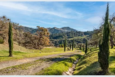 6620 Robinson Creek Road, Ukiah, CA 95482 - Photo 18