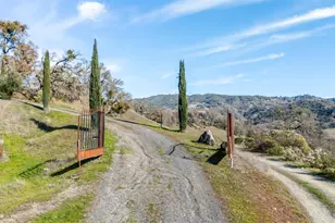 6620 Robinson Creek Rd, Ukiah, CA 95482 - Photo 6