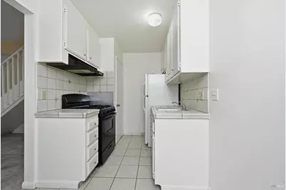 1213 Fair Oaks Avenue, Santa Rosa, CA 95404 - Photo 12