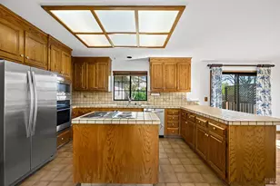 1042 Harold Ln, Healdsburg, CA 95448 - Photo 14