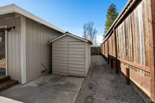 1042 Harold Ln, Healdsburg, CA 95448 - Photo 30