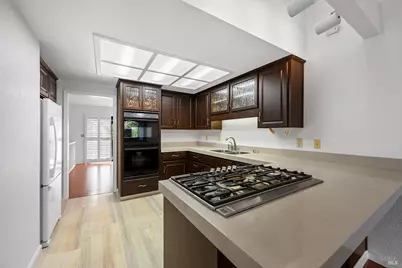 9239 Lakewood Drive, Windsor, CA 95492 - Photo 16