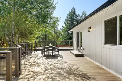 210 Burgundy Road, Healdsburg, CA 95448 - Photo 16