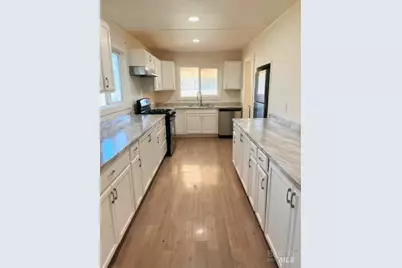 919 Naify Lane, Santa Rosa, CA 95407 - Photo 2