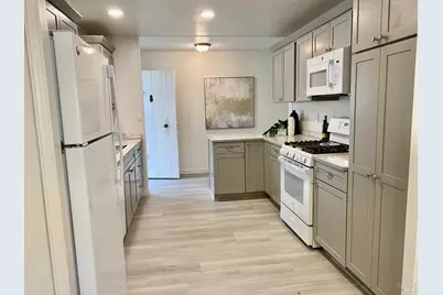 708 Seville Way, Novato, CA 94949 - Photo 8