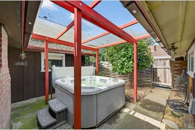 1450 Timberhill Road, Santa Rosa, CA 95401 - Photo 32