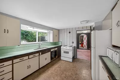 1450 Timberhill Road, Santa Rosa, CA 95401 - Photo 22