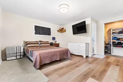 219 N Heidi Court #79, Windsor, CA 95492 - Photo 12