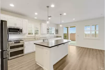 425 Epic Street, Vacaville, CA 95688 - Photo 2