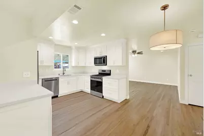 255 E Chestnut Street, Dixon, CA 95620 - Photo 30