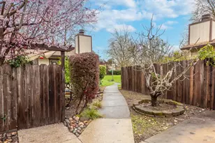 724 Agnew Pl, Santa Rosa, CA 95401 - Photo 24