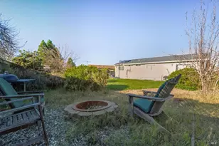 1280 St Francis Dr, Petaluma, CA 94954 - Photo 14