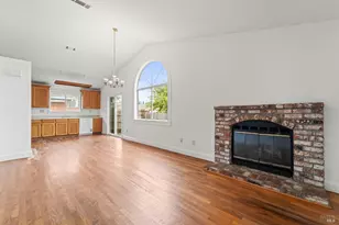 1120 Camellia Ln, Suisun City, CA 94585 - Photo 10