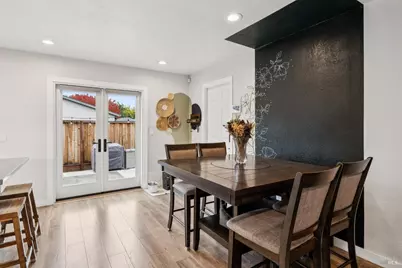 831 Heath Court, Fairfield, CA 94533 - Photo 8