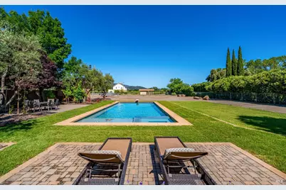 466 Pratt Avenue, Saint Helena, CA 94574 - Photo 2