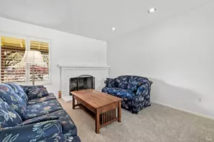 6 Oakhurst Pl, Santa Rosa, CA 95409 - Photo 6