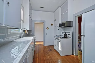 1421 Center Street, Napa, CA 94559 - Photo 18