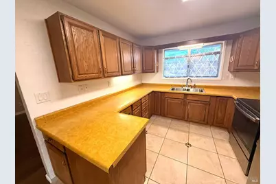 372 South Lenore Avenue, Willits, CA 95490 - Photo 8