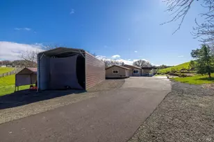 3964 Sierra Vista Dr, Vacaville, CA 95688 - Photo 18