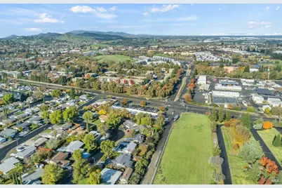 445 Springvalley Drive, Vacaville, CA 95687 - Photo 14