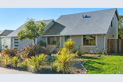 8633 Lancaster Drive, Rohnert Park, CA 94928 - Photo 2