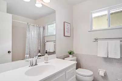 5070 Dupont Court, Santa Rosa, CA 95409 - Photo 14