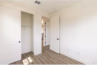 2056 Wine Country Avenue, Napa, CA 94558 - Photo 34