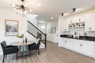 2056 Wine Country Ave, Napa, CA 94558 - Photo 10