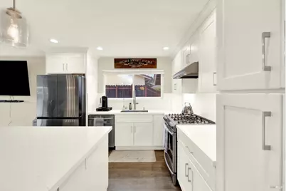 2903 Burbank Drive, Fairfield, CA 94534 - Photo 16